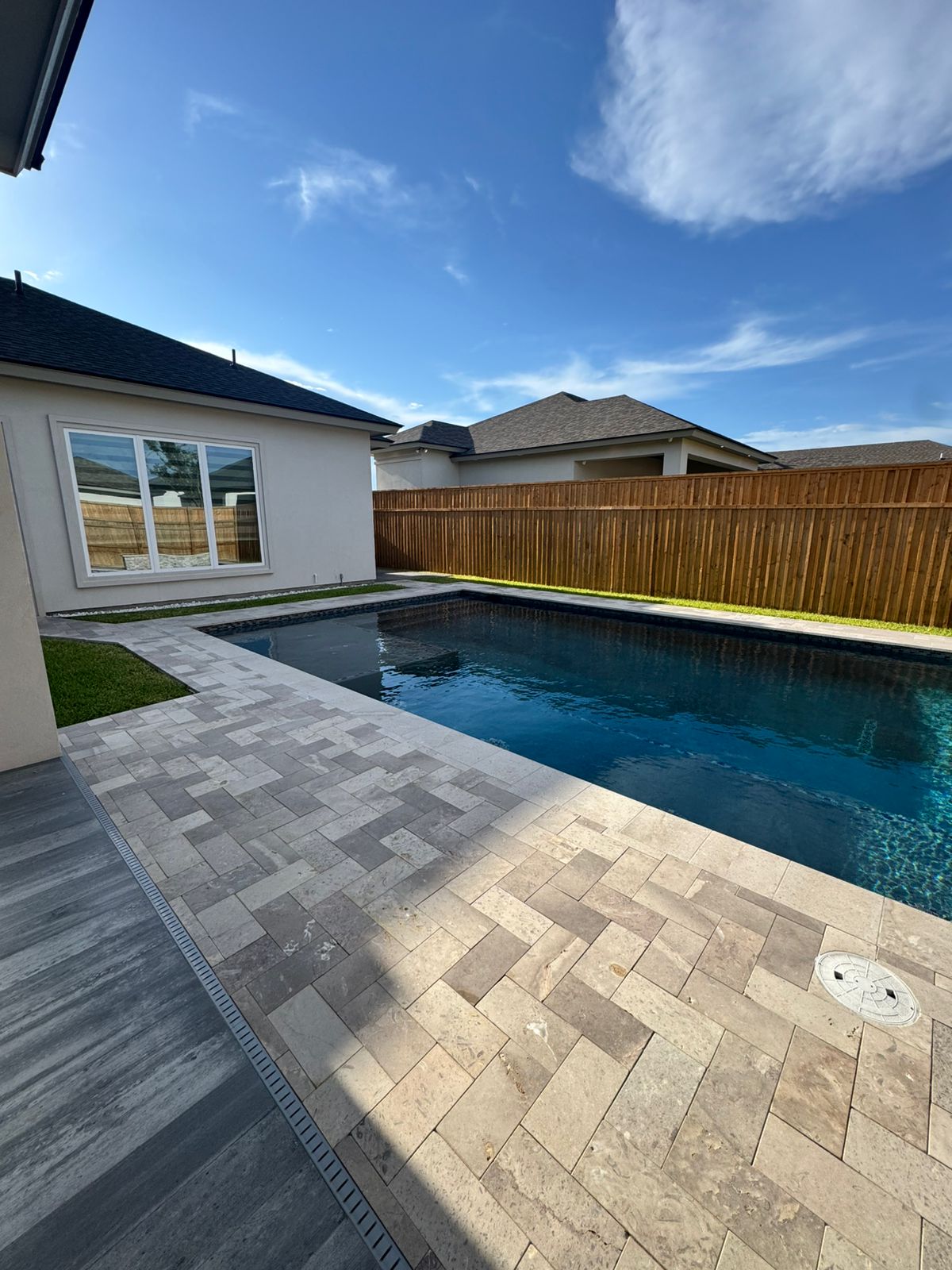 Pool & Backyard